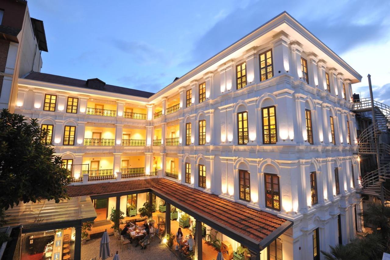 Seto Ghar Hotel Kathmandu Exterior photo