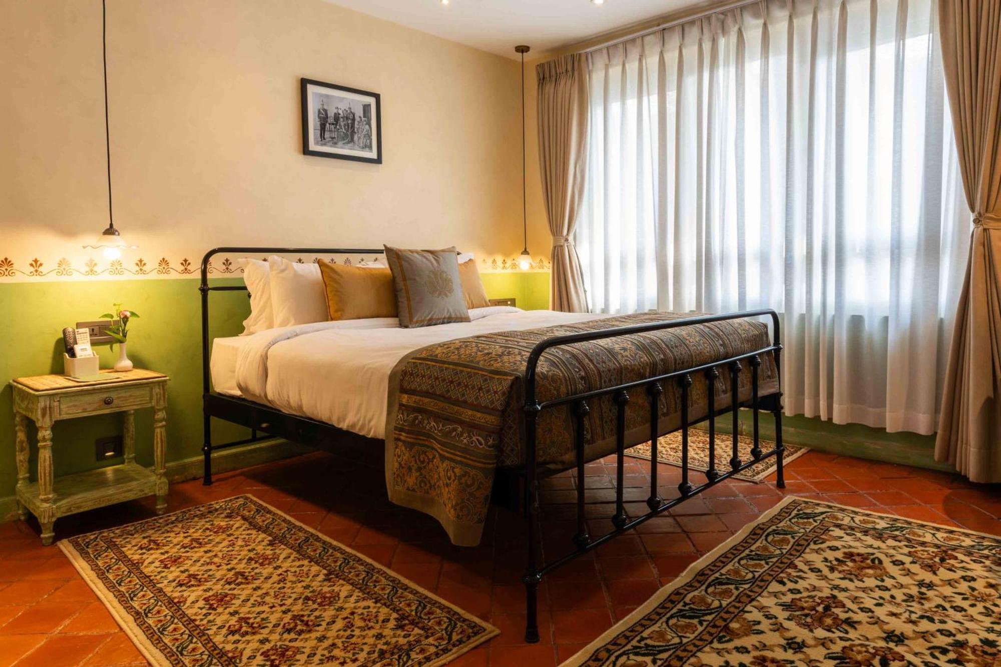 Seto Ghar Hotel Kathmandu Exterior photo