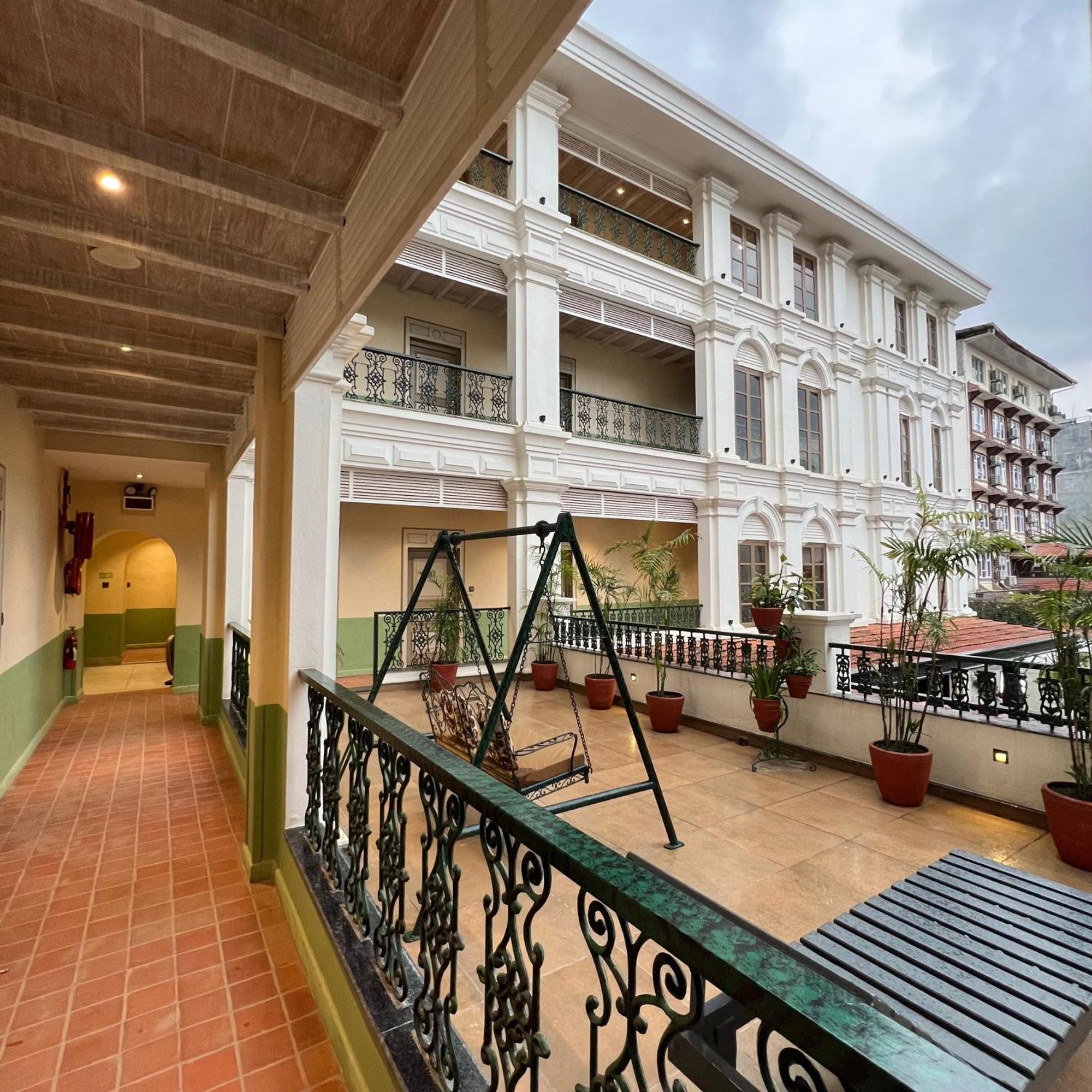 Seto Ghar Hotel Kathmandu Exterior photo