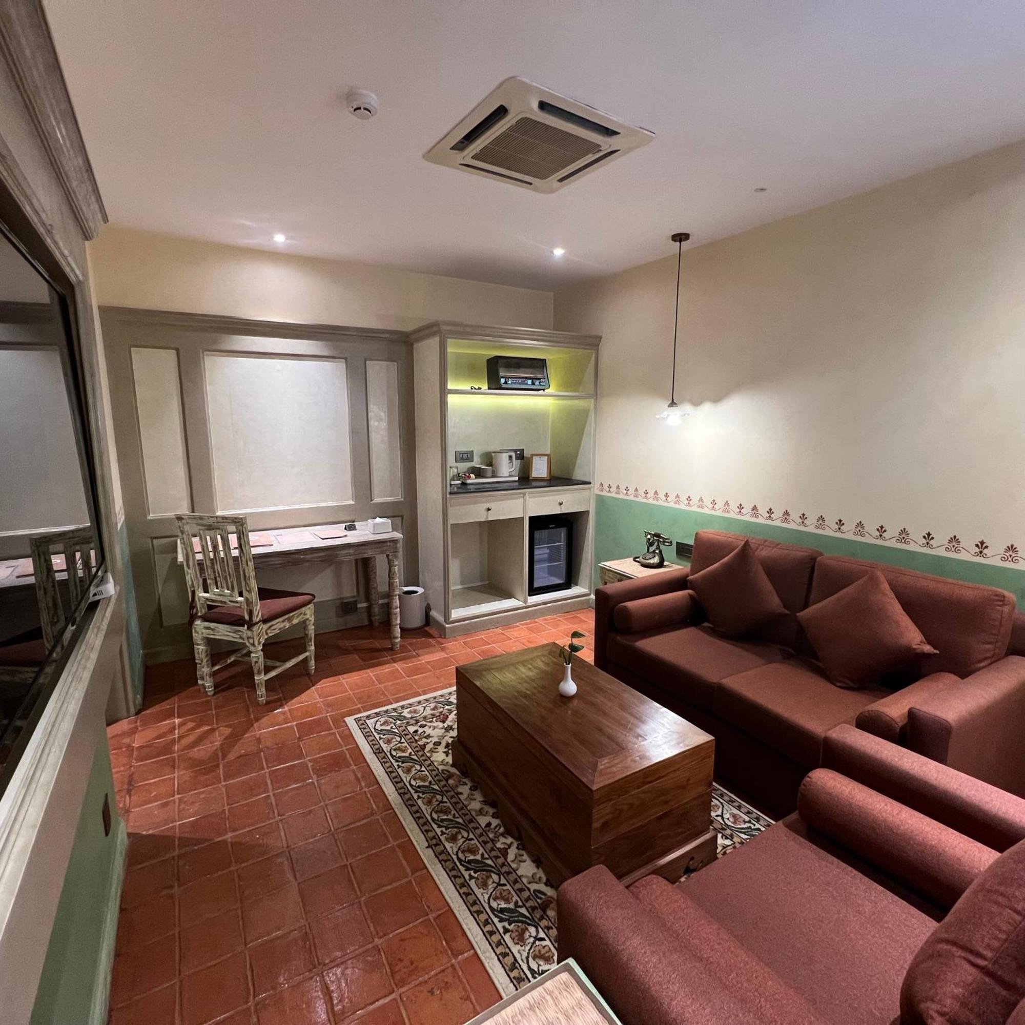 Seto Ghar Hotel Kathmandu Exterior photo